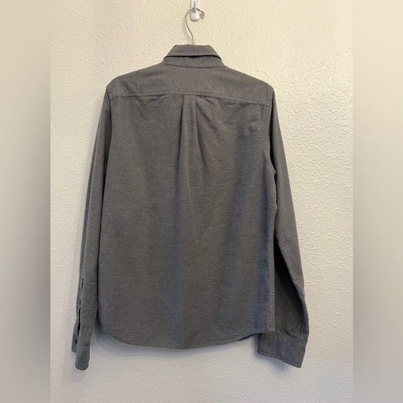 Abercrombiee & Fitch men’s muscle button down medium - Picture 2 of 3